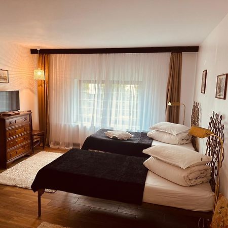 Hotel Casa Pisica Noastra Breaza  Exteriér fotografie